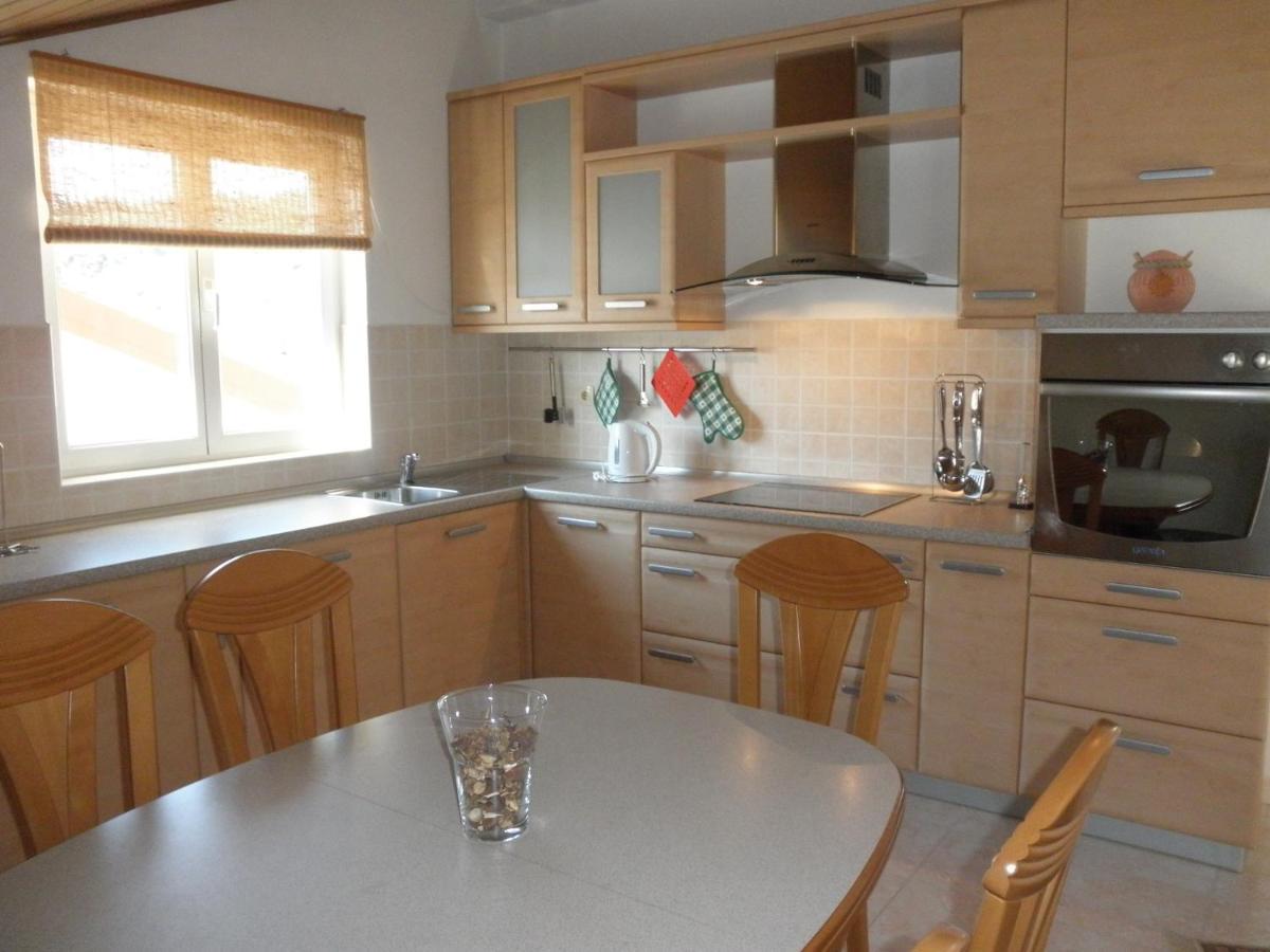 Apartment Preka Palit Екстер'єр фото