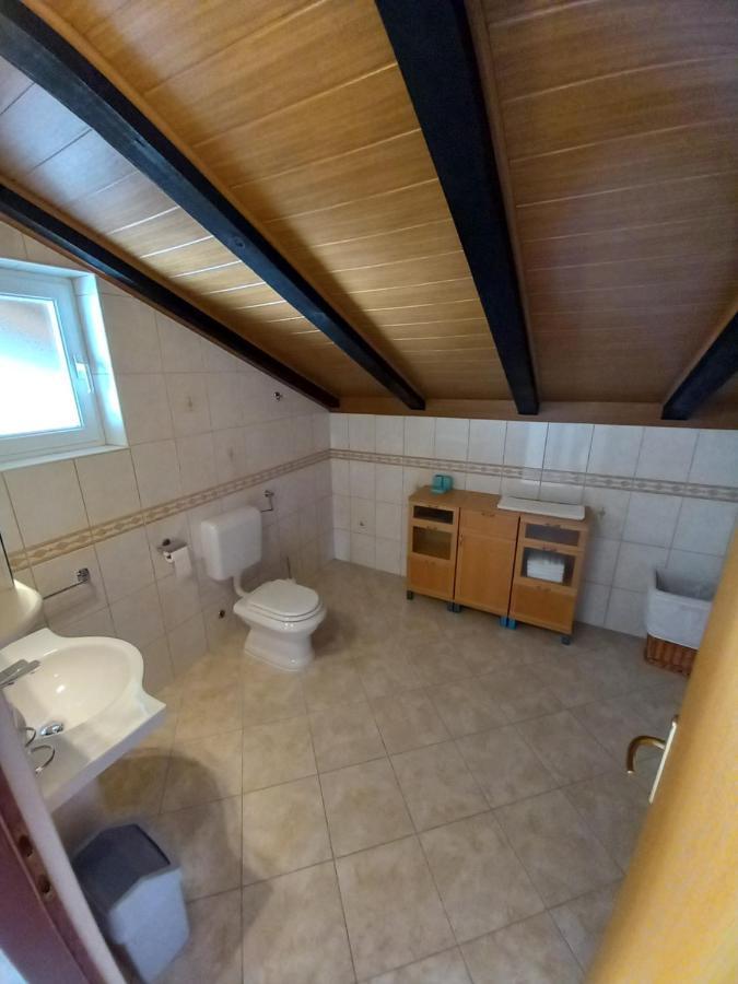 Apartment Preka Palit Екстер'єр фото