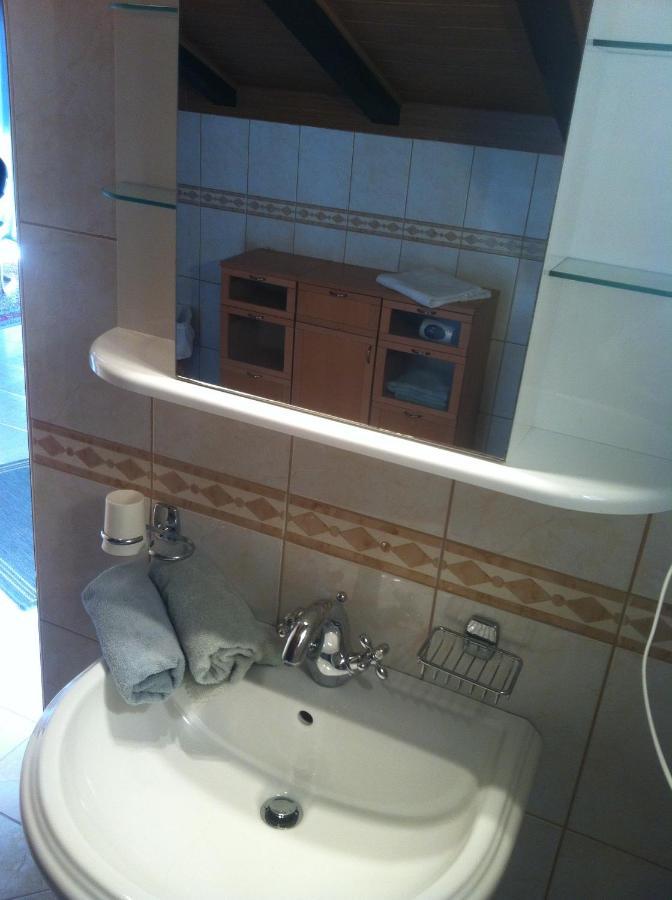 Apartment Preka Palit Екстер'єр фото